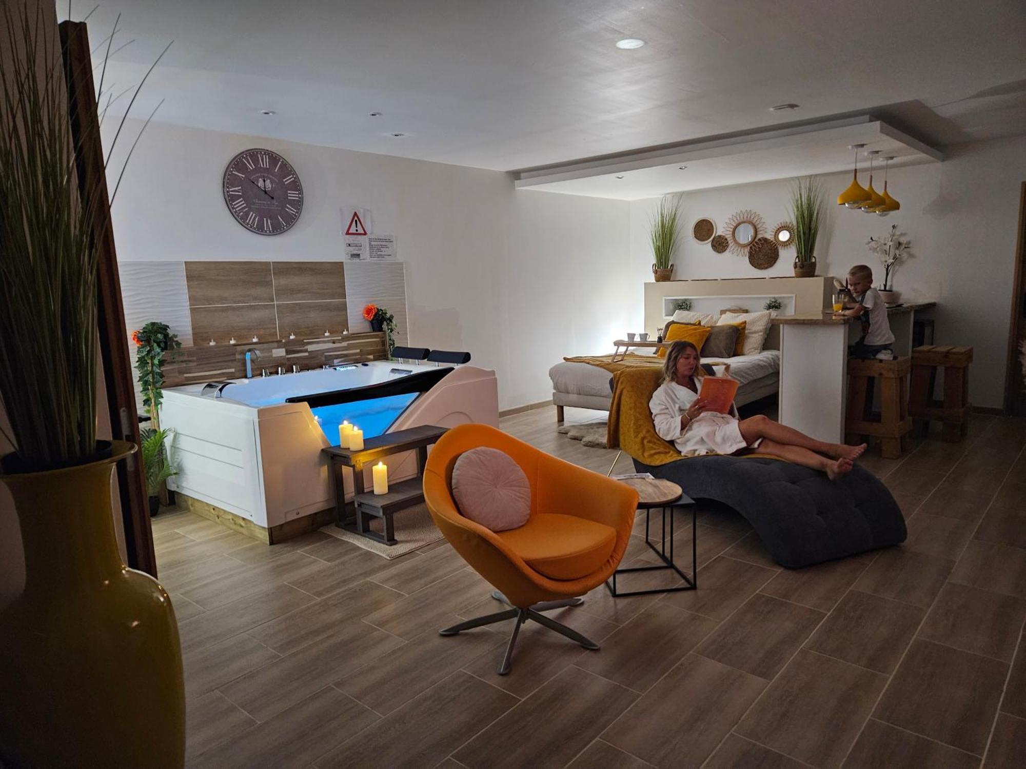 Studio Design Cocon Spa Prive A Deux Pas De Lille Bassee Екстер'єр фото